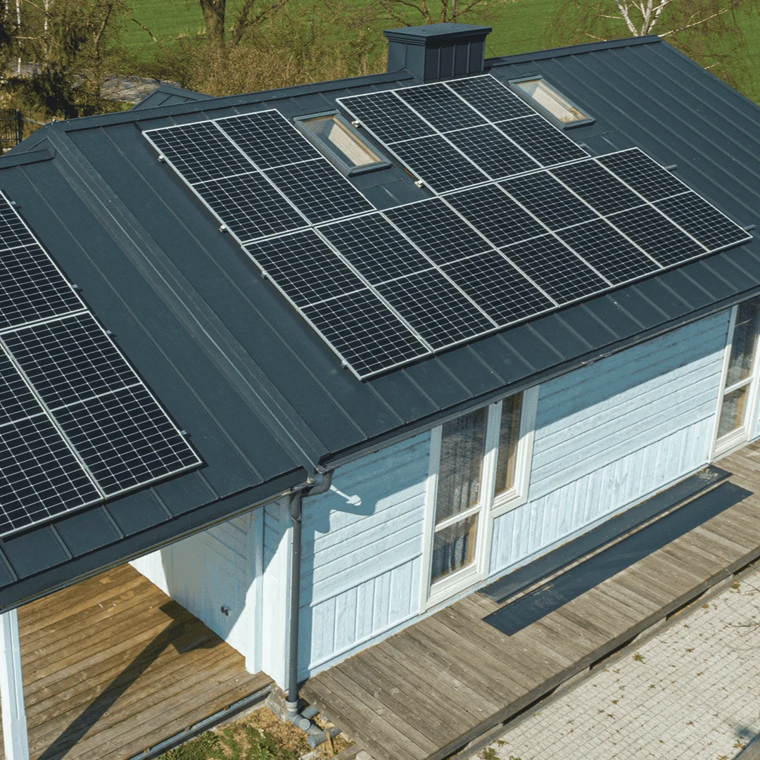 ELECTRA Konstruktion für Photovolatik-Anlage auf FEDURA Dachmodulen